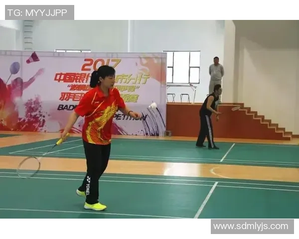 上海羽毛球队在冠军赛中以56分稳居积分榜首位展现强劲实力